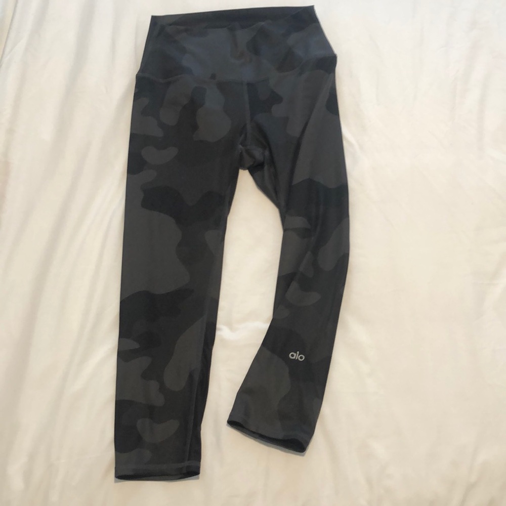 Alo high waisted camo leggings